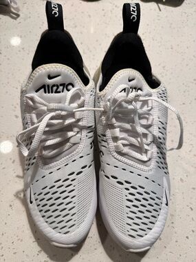 Nike White and Black Air Max 270 Athletic Sneakers